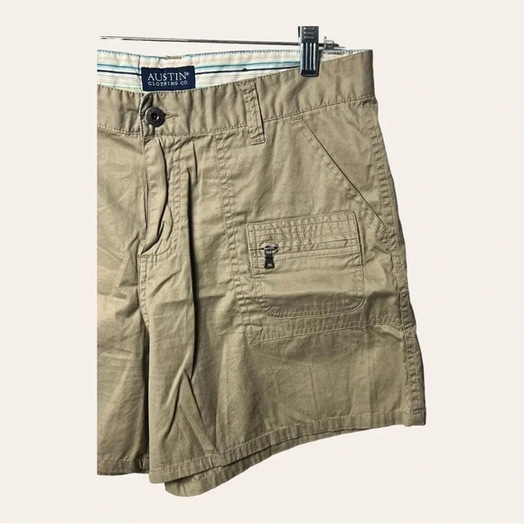0402W. AUSTIN CLOTHING CO. CARGO KHAKI SHORTS SIZE 10 KHAKI IN COLOR‎ - Picture 3 of 7